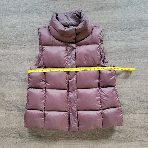 Eileen Fisher Maroon Cassis Recycled Nylon Funnel Neck Vest Size Large - Picture 12 of 14